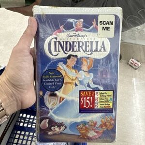 Disney CINDERELLA VHS Tape 1995 Masterpiece Collection Fully Restored New SEALED